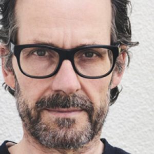 Mutina Feinsteinzeug von Konstantin Grcic in einem Schweizer Empfang