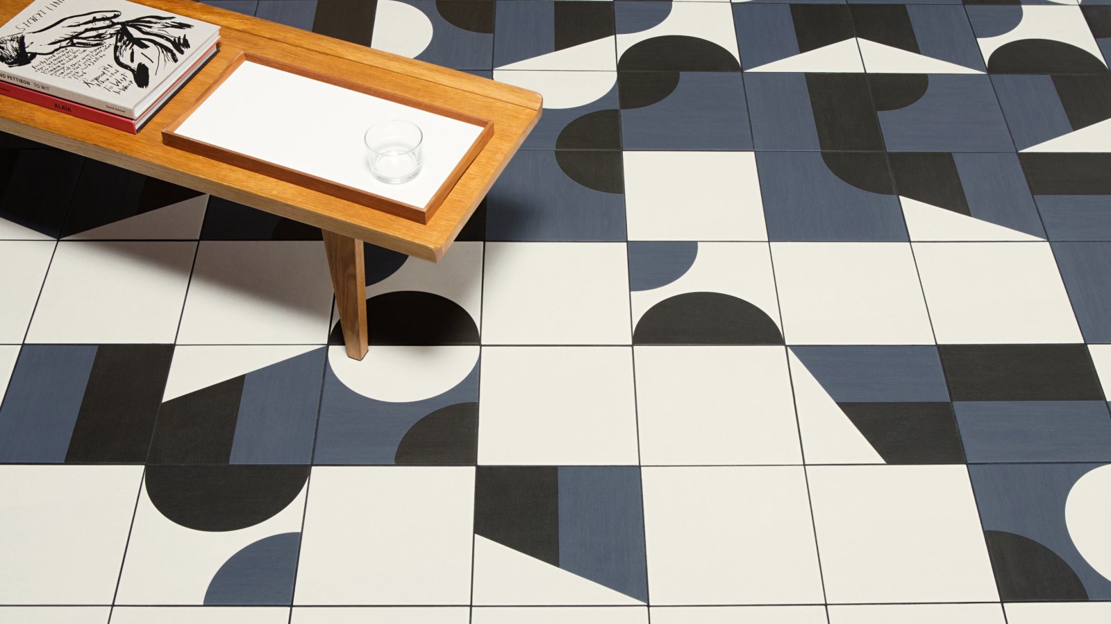 Puzzle Boden aus Feinsteinzeug von Mutina