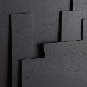Sitzungszimmer mit Kosei von Mutina