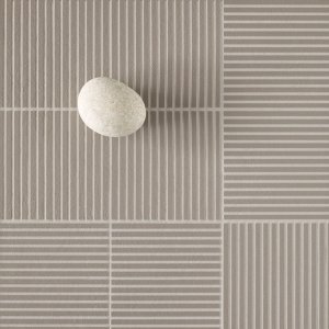Aussenterrasse mit Fringe gepflastert