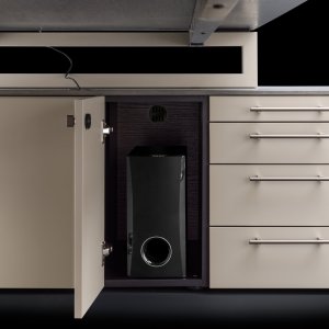 Chefbuero mit Arche Schreibtisch und Schrankwand