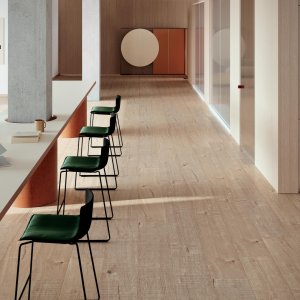 Personalrestaurant mit Stühlen Catifa Carta