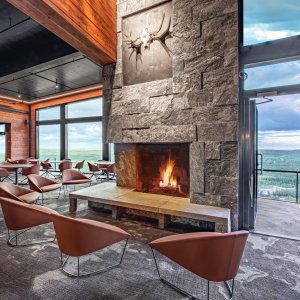 Cila auf dem Kufengestell