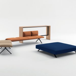 Modulares Kiik Sofa von Arper in einer Empfangszone