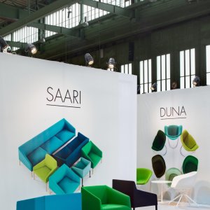Komplette Lounge-Zone mit der Saari Kollektion von Arper