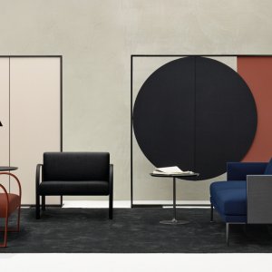 Hohe Rückenlehne des Steeve Lou Sofas