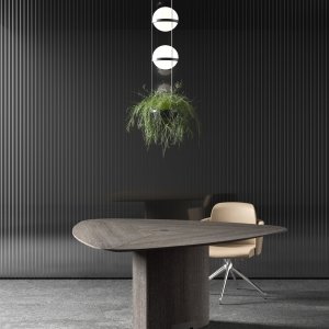 Ledereinsatz mit sichtbarer Naht auf dem Trilo Tisch