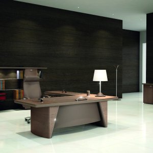 Dreiteilige Platte 60 mm stark mit Ledermitte, iSixty von Codutti