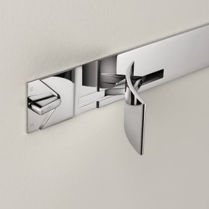 Bedienung der Cut Plus Duschsäule aus der Nähe