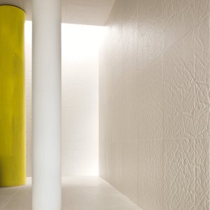 Bad mit weissem Folded von Raw Edges