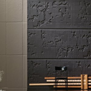 Chiaroscuro des Bas-Relief im Tageslicht