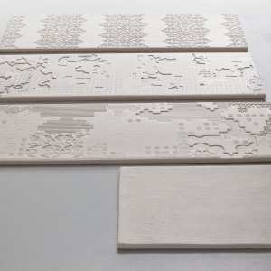Bodenfliesen Bas-Relief Code von Mutina