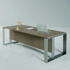 Meeting-Tisch Altagamma mit Mittelplatte in Leder und Seitenplatten aus Klarglas