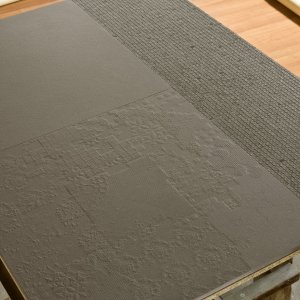 Déchirer-Textur Net von Patricia Urquiola