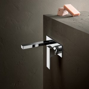 Mint von Fantini im Chefbad: Wandarmatur über dem Lavabo