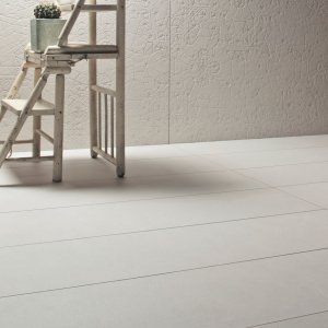 Wand bekleidet mit Déchirer Decor