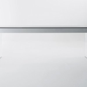 Handgebürstetes schwarzes Aluminium am Air Desk