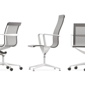 Verchromte Zamak-Abdeckung auf einer Rolle der Una Chair