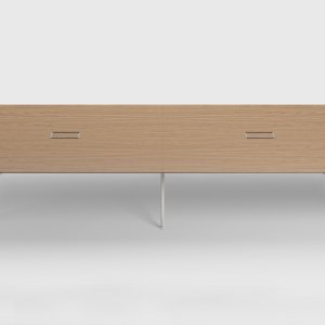 UniTable Tisch von ICF mit 15 mm Klarglasplatte