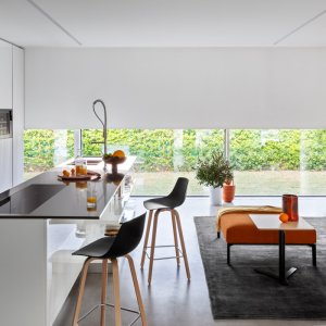 Miunn Designhocker in einer Hotelbar