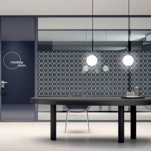 Drehtür Simple Bold buendig zum festen Profil