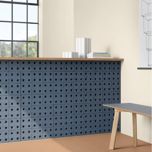 Bloc Grey Wand im Sitzungszimmer
