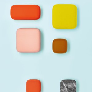 Sessel Buddyhub von Pedrali mit Schallschutzpaneel