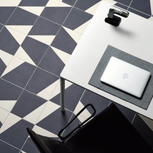 Grafische Fliesenmuster von Barber und Osgerby
