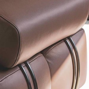 Chaiselongue WIDE von Qubik mit rechter Armlehne