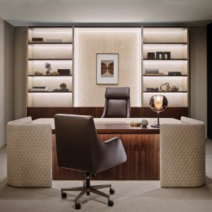 Nussbaum amber Furnier mit 20 gloss Oberfläche