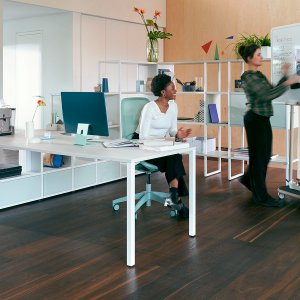 Schwarzer se:air am Home-Office-Arbeitsplatz