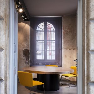 Chefschreibtische Asymmetrical 307 × 200 cm ganz in Nero matt