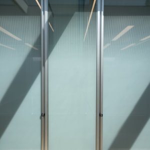 Doppelt verglaste W80 Trennwand mit transparenten Stössen