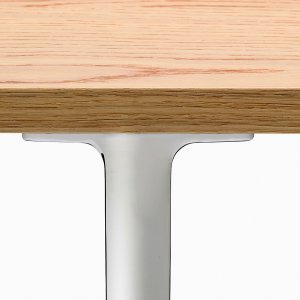 Zweiteiliger Toa Konferenztisch mit 519 cm Länge