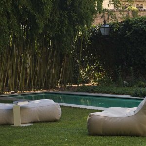 Chaiselongue mit 108 auf 170 Zentimetern