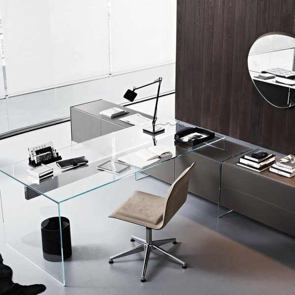 Air Desk