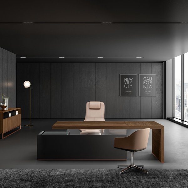 About Office Chefarbeitsplatz aus italienischer Fertigung