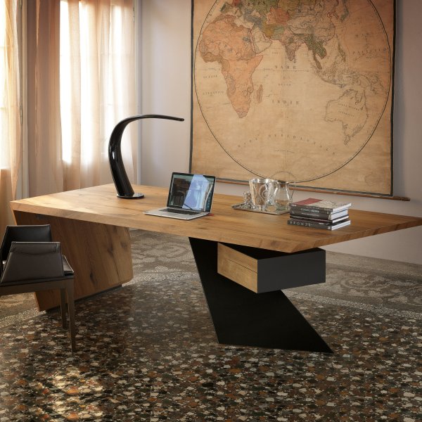 Cattelan Italia Tisch aus Marmor in einem repräsentativen Sitzungszimmer